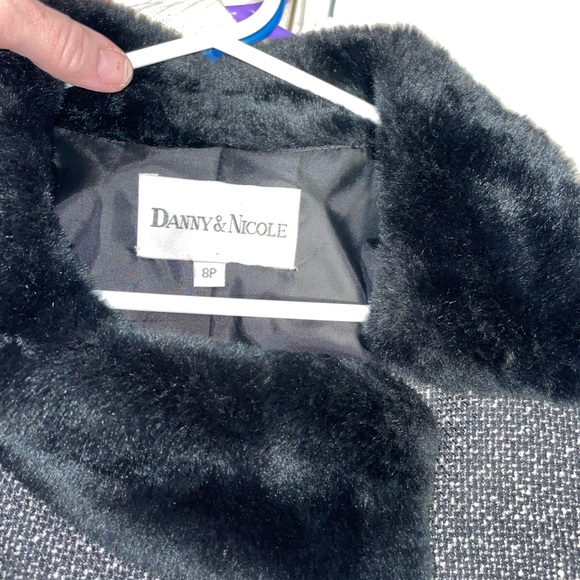 Gorgeous Size 8 Petite Jacket. MUST BE BUNDLED - Picture 9 of 9